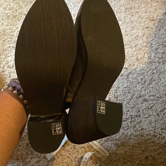 Sbicca buckle mules - Picture 7 of 7